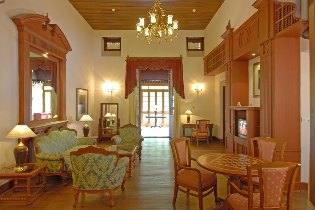 Bolgatty Palace & Island Resort Kochi Exterior foto