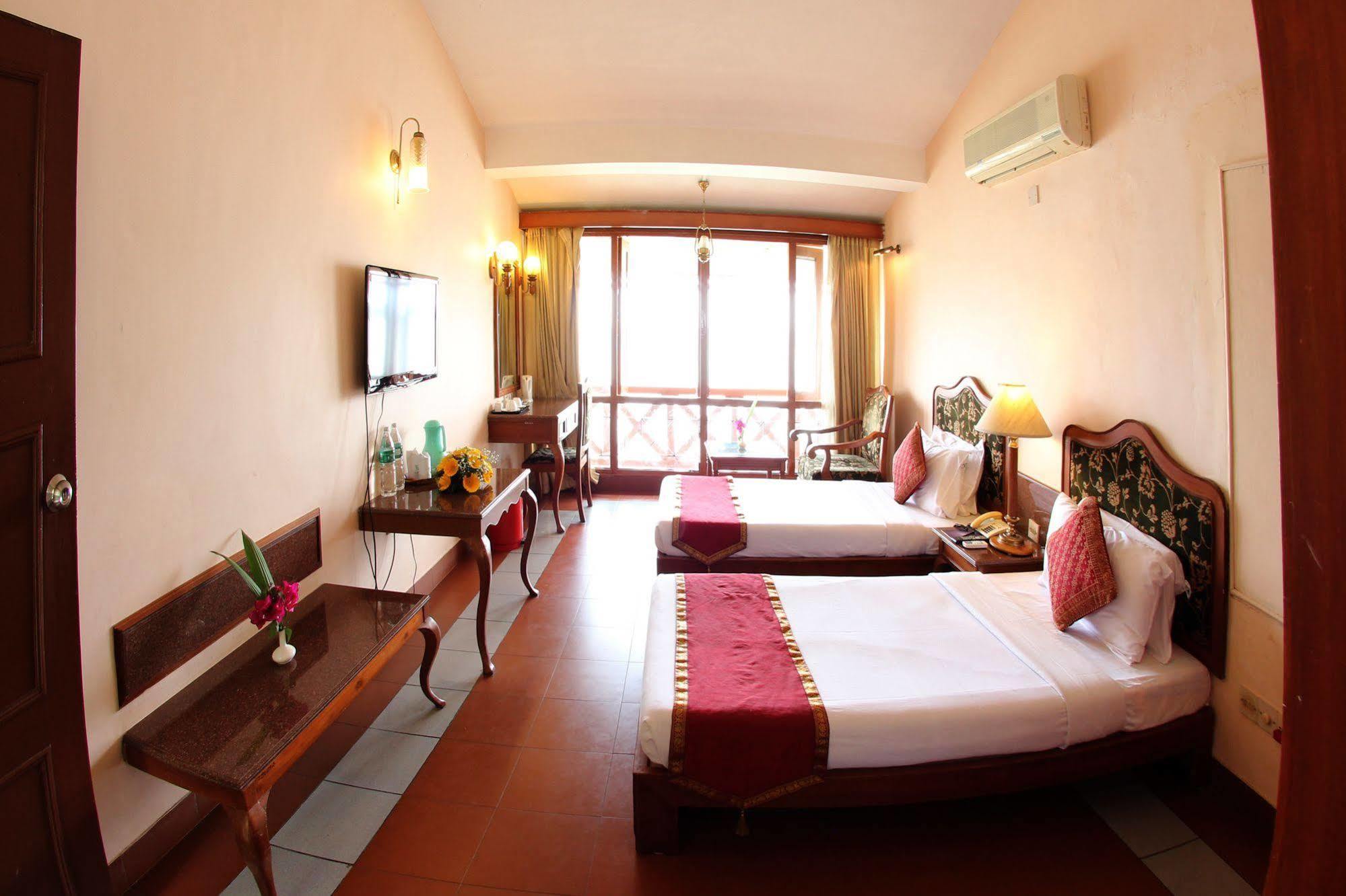 Bolgatty Palace & Island Resort Kochi Exterior foto