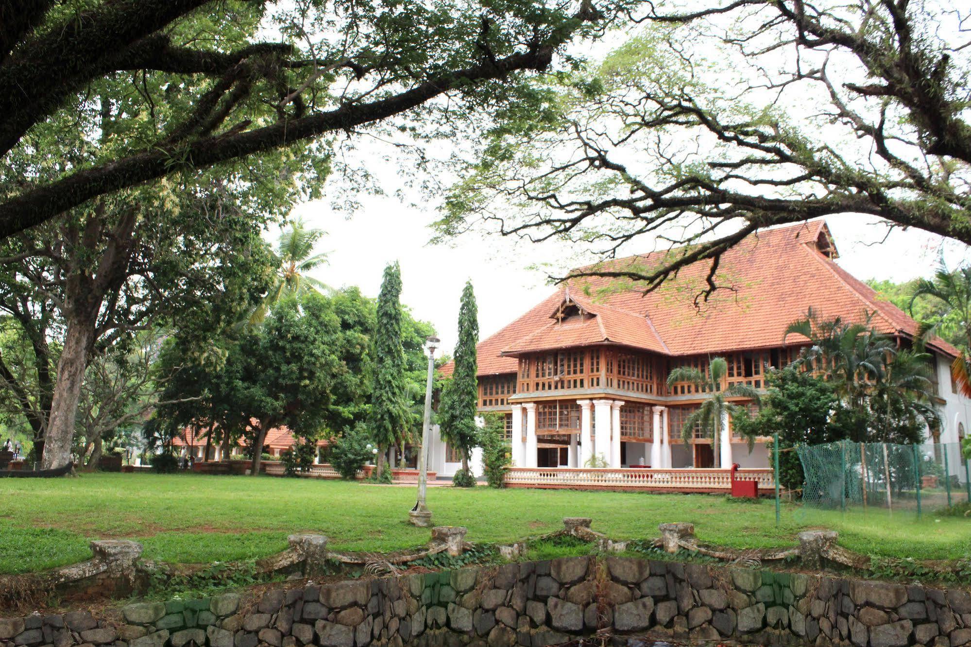 Bolgatty Palace & Island Resort Kochi Exterior foto